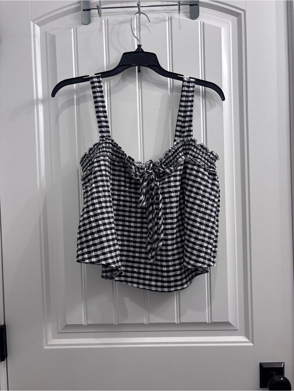 Gingham Tie-Front Crop Tank Top - Black/White